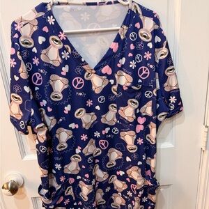 Sloth Print Scrub Top plus size stretchy